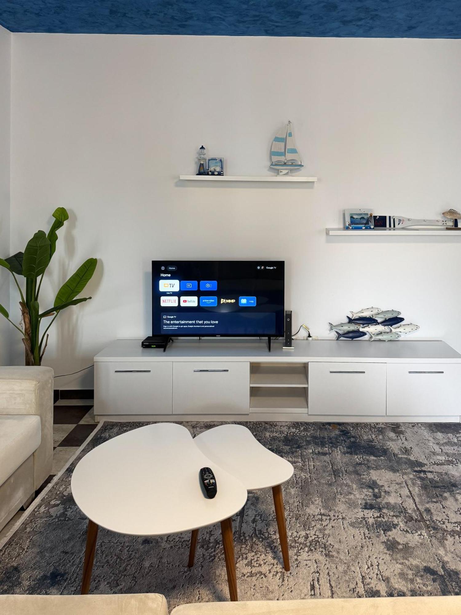 Marina Apartment - The Ocean Heart Of Shkodra エクステリア 写真